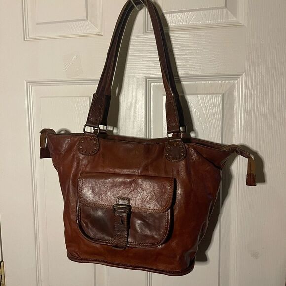 Noonday Collection made in India Rustic 
Leather shoulder bag rustic hardware. - Picture 1 of 16